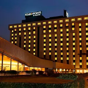 4* فندق فور بوينتس باي شيراتون